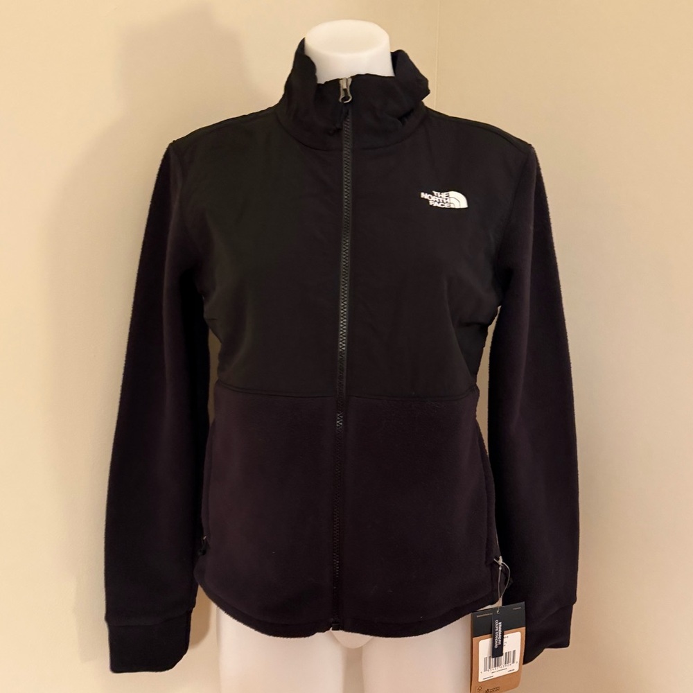 (NWT) The North Face Women’s Tundra Full-Zip TNF Black Fleece Jacket